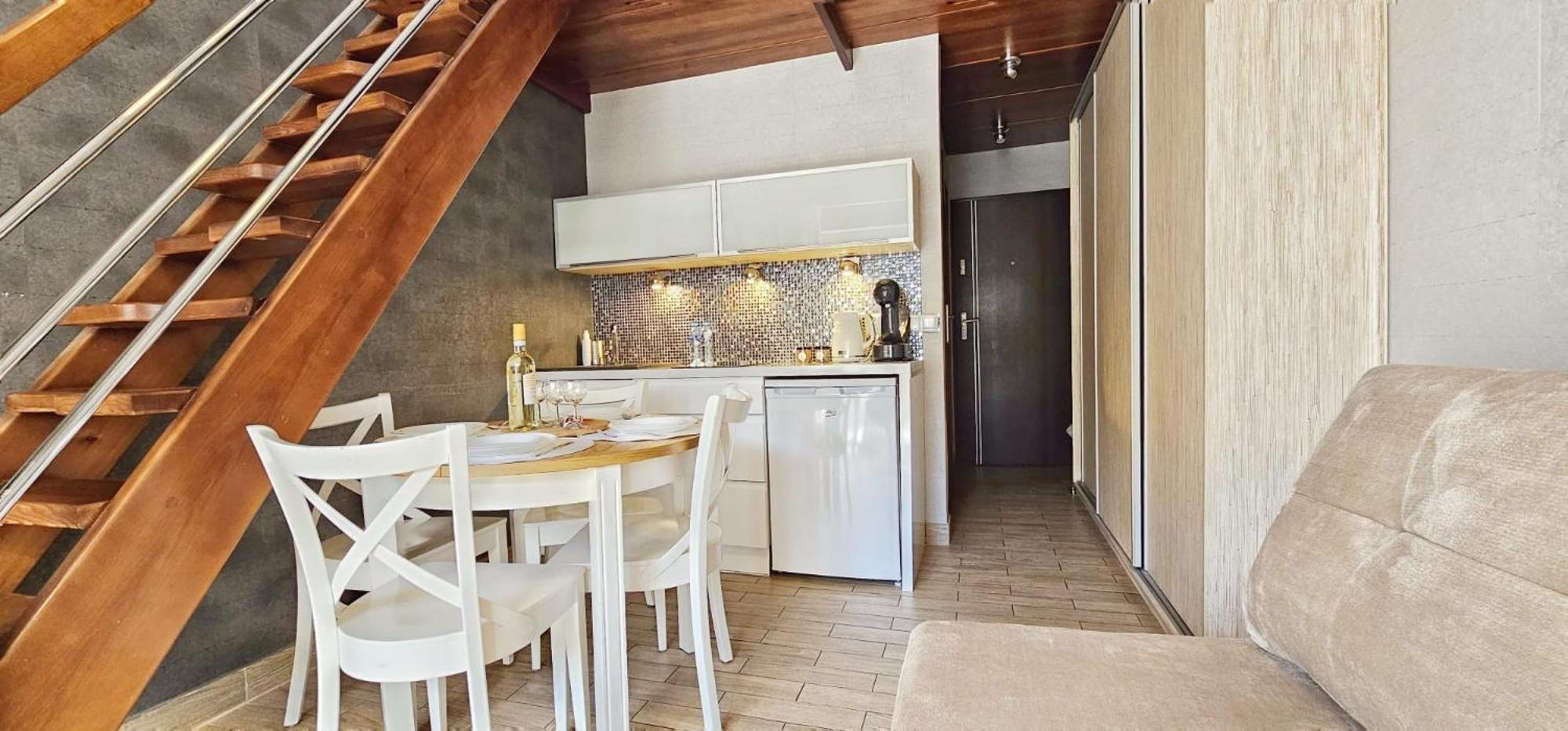 Holiday Home Slavia New 11 Z Antresola I Balkonem Przy Plazy 미엥지즈드로예 외부 사진